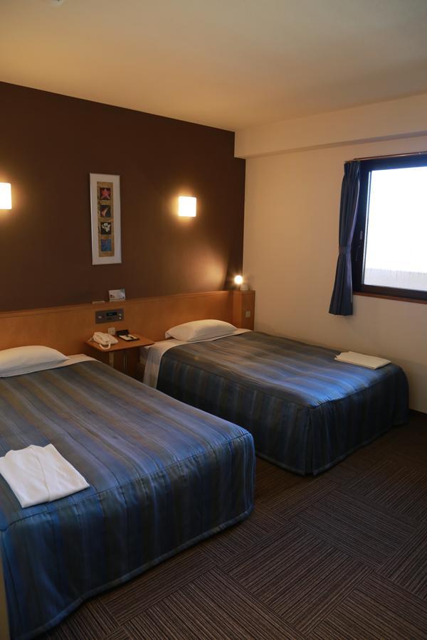 טסוצ'יורה Hotel Plaza Arakawaoki מראה חיצוני תמונה